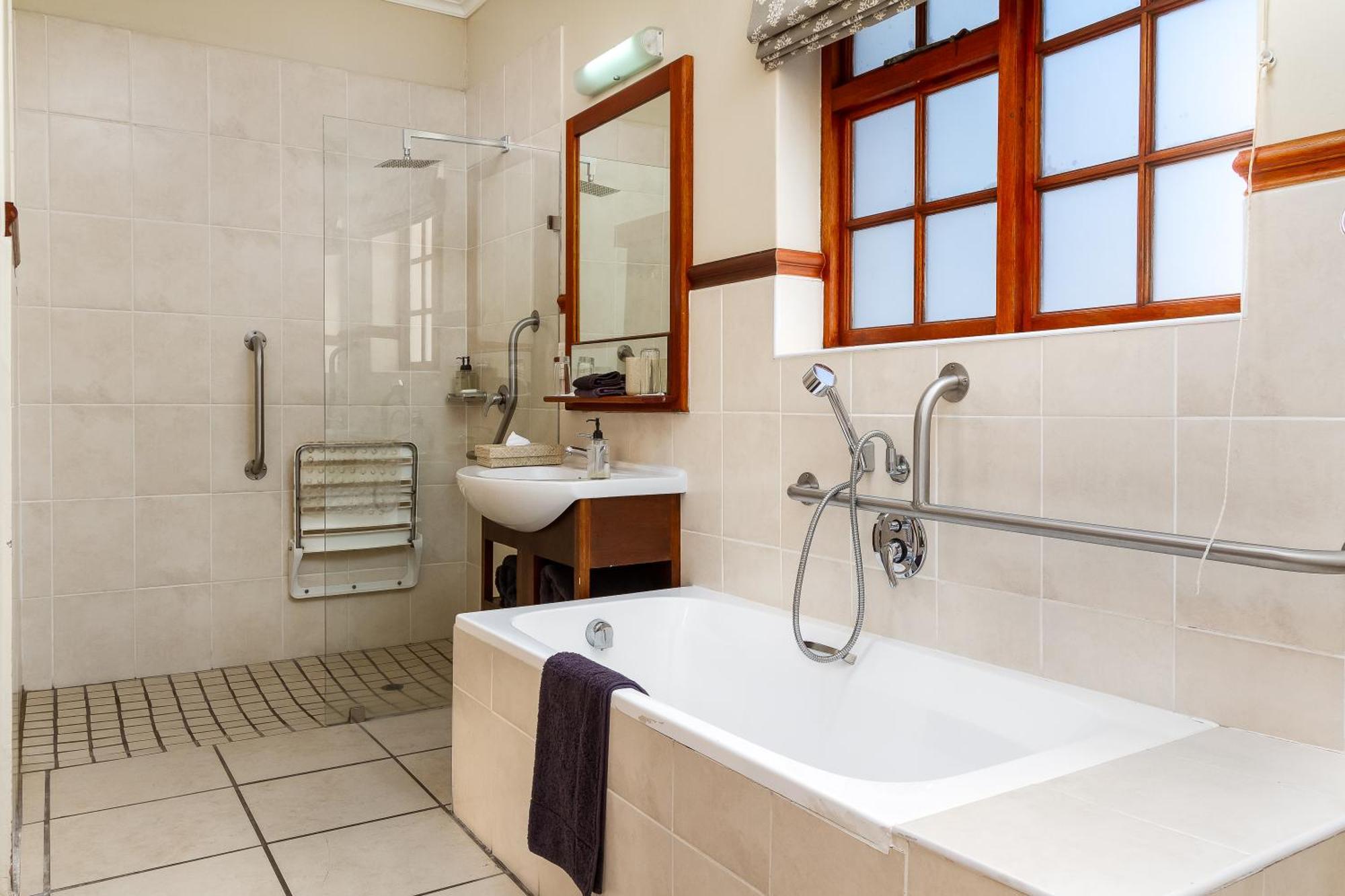 Noordhoek Village Hotel Bagian luar foto