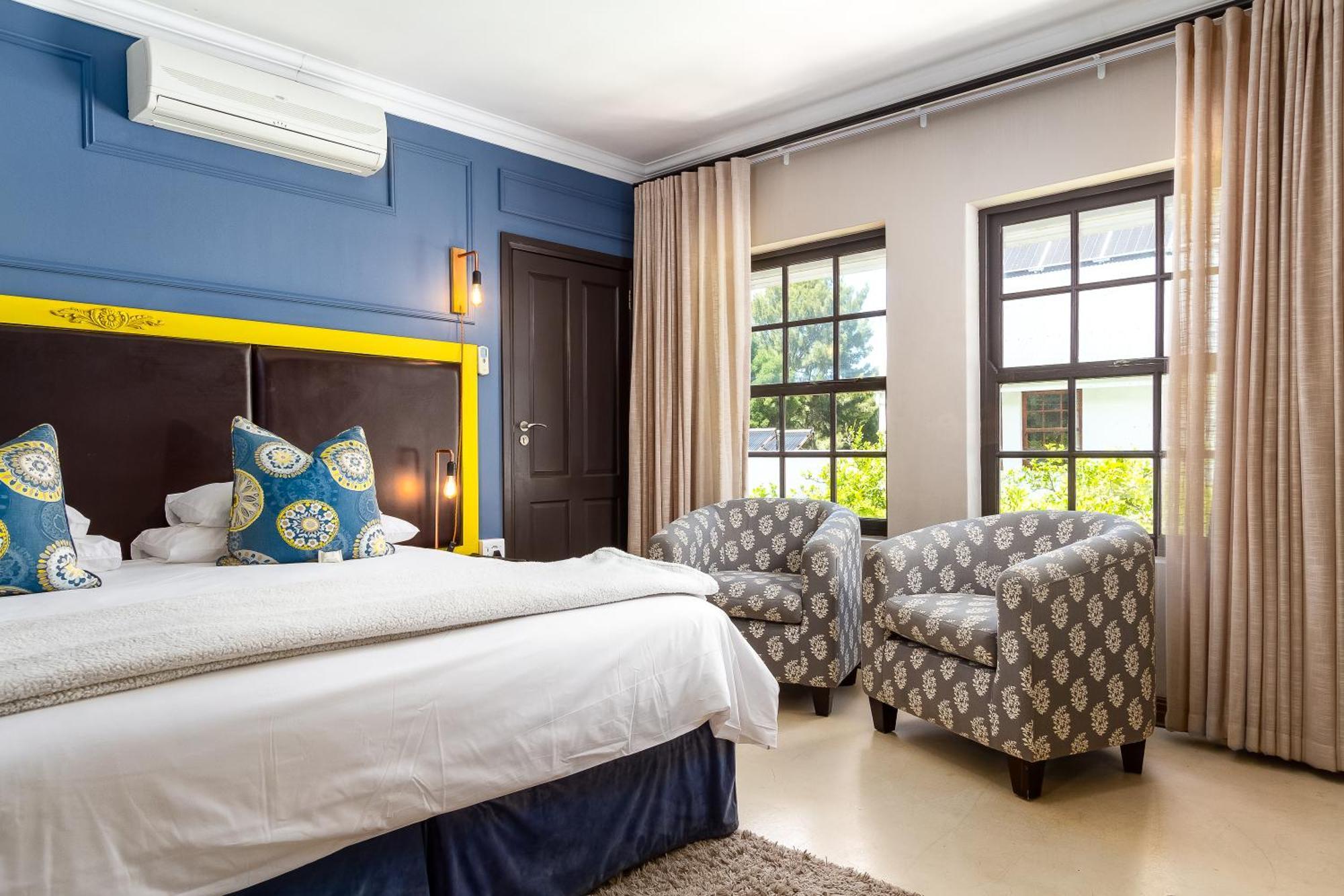 Noordhoek Village Hotel Bagian luar foto