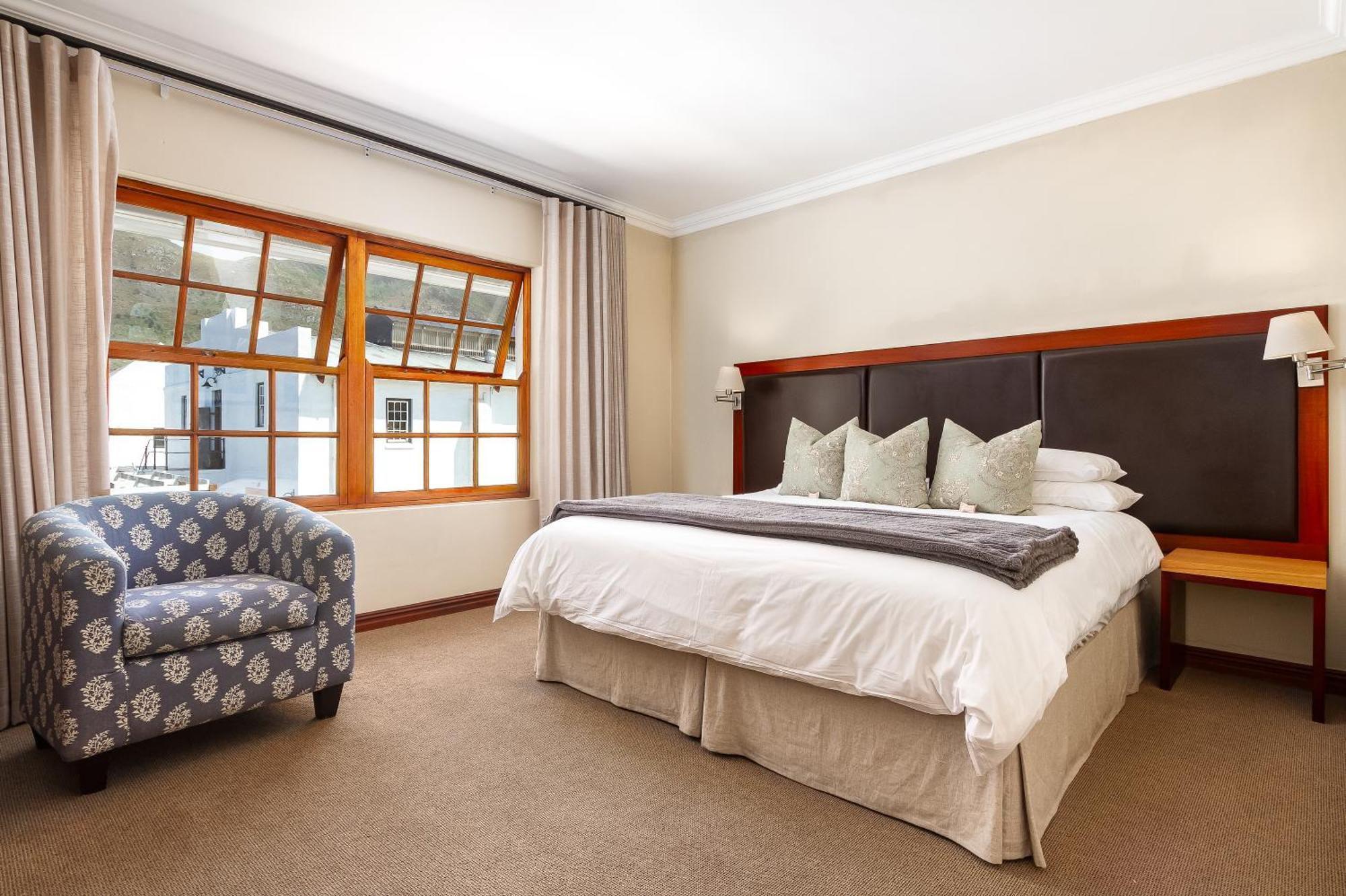 Noordhoek Village Hotel Bagian luar foto